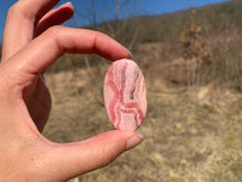 Charger l'image dans la galerie, VENDU Rhodochrosite 2