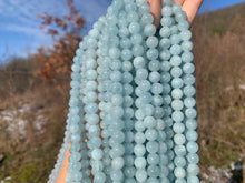 Charger l'image dans la galerie, Perles en aigue-marine entre 6 et 8mm AMD