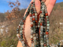 Charger l'image dans la galerie, Perles en jaspe héliotrope entre 4 et 12mm