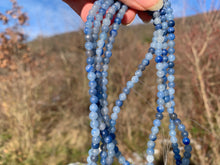Charger l'image dans la galerie, Perles en aventurine bleue entre 4 et 12mm