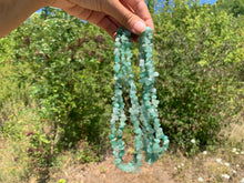 Charger l'image dans la galerie, Perles en aventurine verte, forme chips