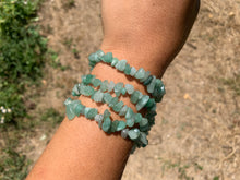 Charger l'image dans la galerie, Perles en aventurine verte, forme chips