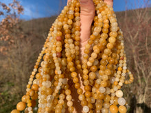 Charger l'image dans la galerie, Perles en aventurine jaune entre 4 et 12mm
