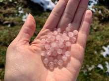 Charger l'image dans la galerie, Perles en quartz rose entre 6 et 10mm QRT