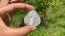 Charger l'image dans la galerie, VENDU Labradorite blanche d'Afrique 15