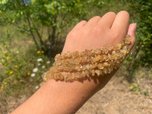 Charger l'image dans la galerie, Perles en quartz rutile, forme chips