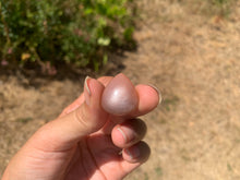 Charger l'image dans la galerie, VENDU Pierre de lune 48