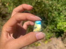 Charger l'image dans la galerie, VENDU Labradorite boucles d'oreilles 2