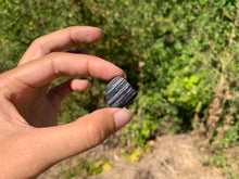 Charger l'image dans la galerie, VENDU Tourmaline Noire Druzy 13