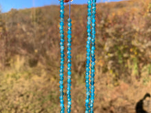 Charger l'image dans la galerie, Perles en apatite facettées entre 2 et 4mm