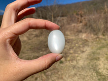 Charger l'image dans la galerie, VENDU Pierre de lune 5