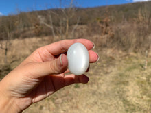 Charger l'image dans la galerie, VENDU Pierre de lune 5