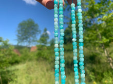 Charger l'image dans la galerie, Perles en amazonite, forme carré facetté