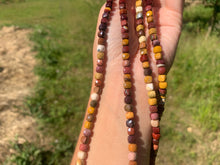 Charger l'image dans la galerie, Perles en jaspe mookaite, forme carré facetté