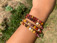 Charger l'image dans la galerie, Perles en jaspe mookaite, forme carré facetté