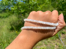 Charger l'image dans la galerie, Perles en pierre de lune blanche, disque facetté