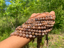 Charger l'image dans la galerie, Perles en microcline entre 4 et 10mm