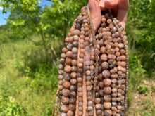 Charger l'image dans la galerie, Perles en microcline entre 4 et 10mm