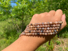 Charger l'image dans la galerie, Perles en microcline entre 4 et 10mm