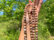 Charger l'image dans la galerie, Perles en microcline entre 4 et 10mm