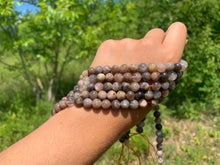 Charger l'image dans la galerie, Perles en microcline entre 6 et 10mm