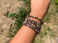 Charger l'image dans la galerie, Perles en microcline entre 6 et 10mm