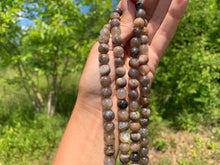 Charger l'image dans la galerie, Perles en microcline entre 6 et 10mm