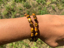 Charger l'image dans la galerie, Perles en oeil de tigre, forme goutte