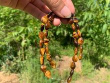 Charger l'image dans la galerie, Perles en oeil de tigre, forme goutte