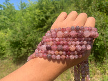Charger l'image dans la galerie, Perles en quartz à inclusions de piemontite entre 6 et 12mm QPD