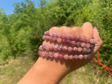 Charger l'image dans la galerie, Perles en quartz à inclusions de piemontite entre 6 et 12mm QPD