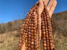 Charger l'image dans la galerie, Perles en pierre de soleil entre 6 et 8mm