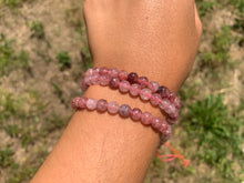 Charger l'image dans la galerie, Perles en quartz avec inclusions de piémontite entre 6 et 10mm QPT