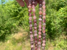 Charger l'image dans la galerie, Perles en quartz avec inclusions de piémontite entre 6 et 10mm QPT