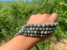 Charger l'image dans la galerie, Perles en chrysotile serpentine entre 4 et 10mm