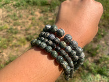 Charger l'image dans la galerie, Perles en chrysotile serpentine entre 4 et 10mm