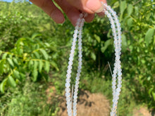 Charger l'image dans la galerie, Perles en agate blanche entre 2 et 14mm