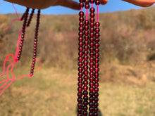 Charger l'image dans la galerie, Perles en grenat entre 4 et 8mm GQ