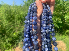 Charger l'image dans la galerie, Perles en sodalite, forme diamant entre 6 et 12mm