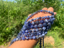 Charger l'image dans la galerie, Perles en sodalite, forme diamant entre 6 et 12mm