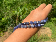 Charger l'image dans la galerie, Perles en sodalite, forme diamant entre 6 et 12mm
