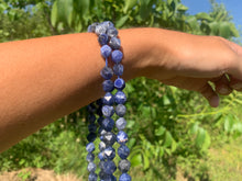 Charger l'image dans la galerie, Perles en sodalite, forme diamant entre 6 et 12mm