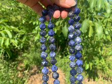 Charger l'image dans la galerie, Perles en sodalite, forme diamant entre 6 et 12mm