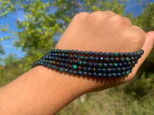 Charger l'image dans la galerie, Perles en azurite - malachite entre 4 et 8mm