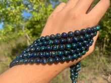 Charger l'image dans la galerie, Perles en azurite - malachite entre 4 et 8mm