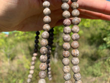 Charger l'image dans la galerie, Perles en maifanite entre 4 et 12mm