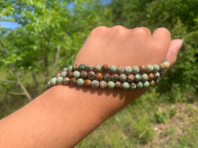 Charger l'image dans la galerie, Perles en opale verte entre 6 et 10mm