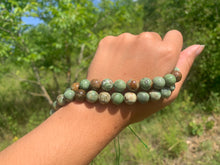 Charger l'image dans la galerie, Perles en opale verte entre 6 et 10mm