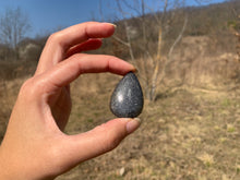 Charger l'image dans la galerie, Quartz avec inclusions de graphite 8