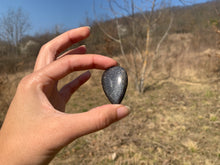 Charger l'image dans la galerie, Quartz avec inclusions de graphite 8